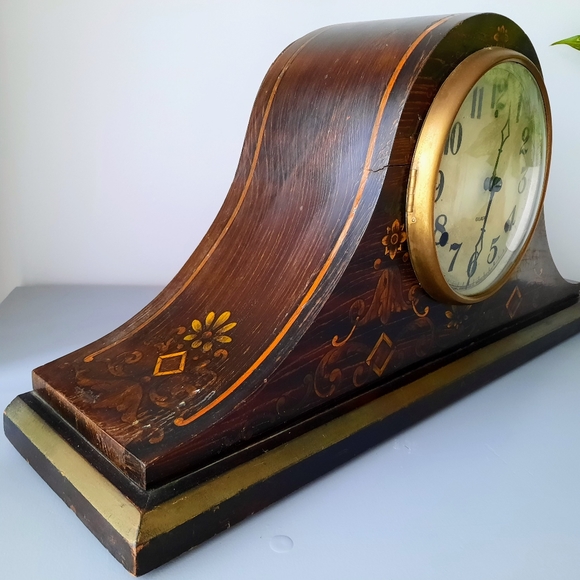 Gilbert Mantle Clock - Picture 1 of 7